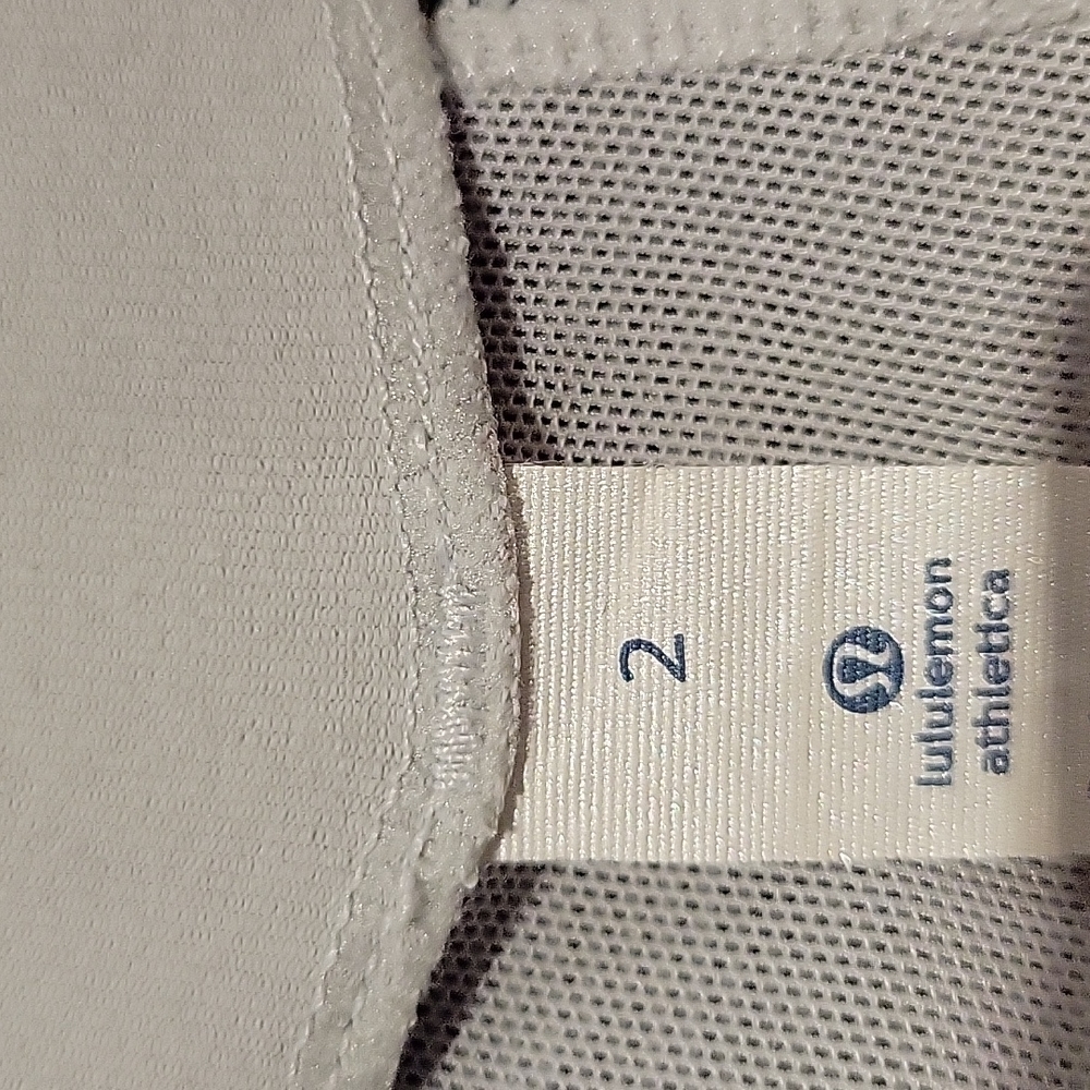 Lululemon define jacket in Pique silver spoon size 2 - Picture 7 of 9